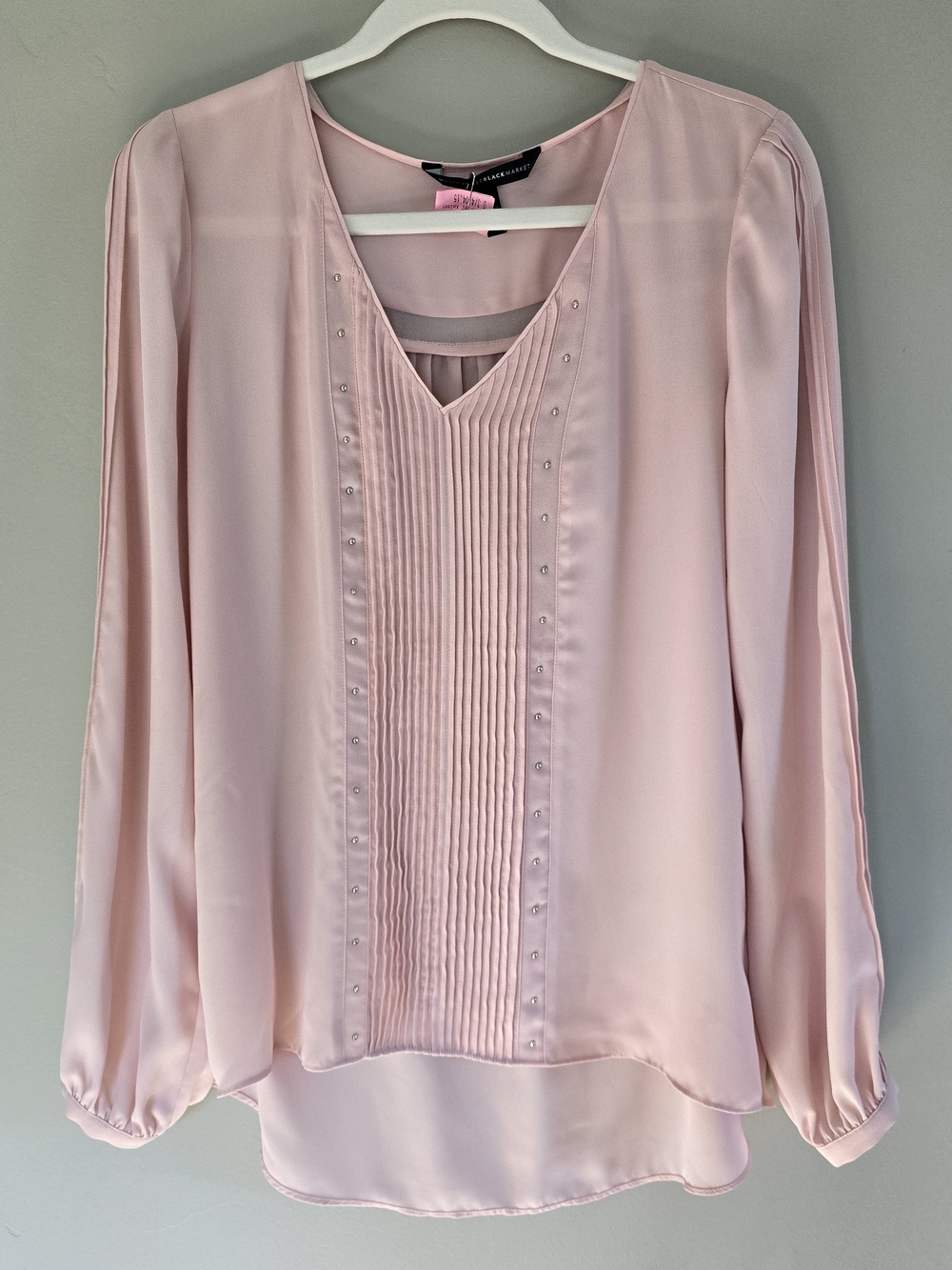 White House Black Market Light Pink Pintuck V-Neck Blouse